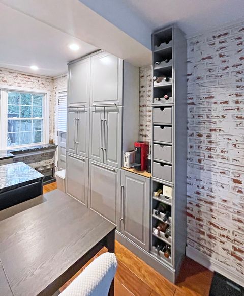 Tiny photo for 27 Indian Drive, Clarendon Hills, IL 60514 (MLS # 12494265)