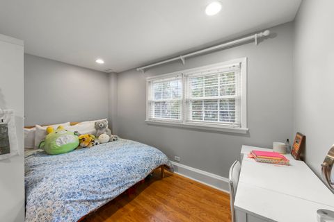 Tiny photo for 27 Indian Drive, Clarendon Hills, IL 60514 (MLS # 12494265)