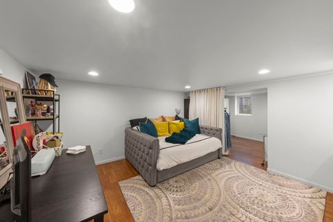 Tiny photo for 27 Indian Drive, Clarendon Hills, IL 60514 (MLS # 12494265)