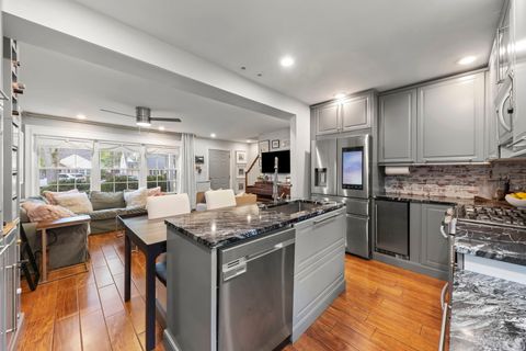 Tiny photo for 27 Indian Drive, Clarendon Hills, IL 60514 (MLS # 12494265)