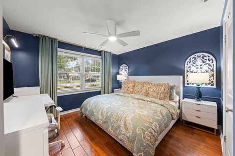 Tiny photo for 27 Indian Drive, Clarendon Hills, IL 60514 (MLS # 12494265)