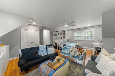 Tiny photo for 27 Indian Drive, Clarendon Hills, IL 60514 (MLS # 12494265)