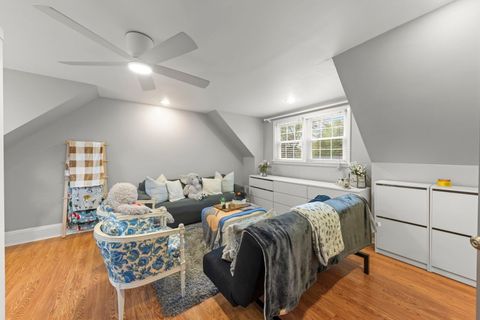 Tiny photo for 27 Indian Drive, Clarendon Hills, IL 60514 (MLS # 12494265)