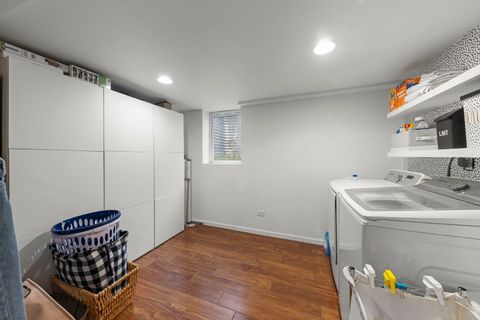 Tiny photo for 27 Indian Drive, Clarendon Hills, IL 60514 (MLS # 12494265)