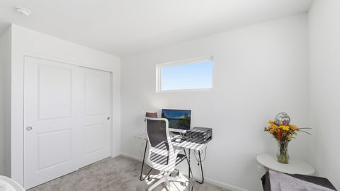 Tiny photo for 120 Kingsport Drive, South Elgin, IL 60177 (MLS # 12554835)