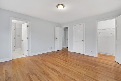 Tiny photo for 702 Pinehurst Drive, North Aurora, IL 60542 (MLS # 12591753)