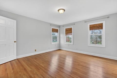 Tiny photo for 702 Pinehurst Drive, North Aurora, IL 60542 (MLS # 12591753)