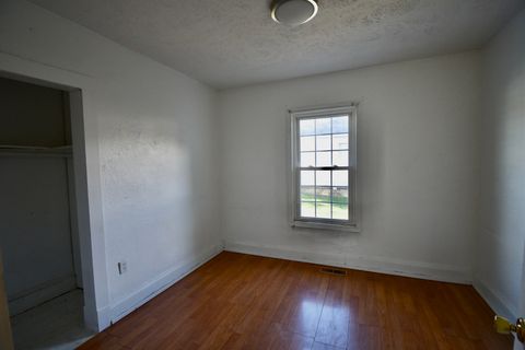 Tiny photo for 1622 Illinois Street, Bloomington, IL 61701 (MLS # 12506158)