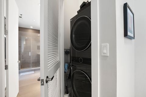 Tiny photo for 1800 W Grace Street #411, Chicago, IL 60613 (MLS # 12578191)