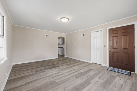 Tiny photo for 1222 Gates Street, Aurora, IL 60505 (MLS # 12507188)