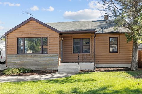 Tiny photo for 1222 Gates Street, Aurora, IL 60505 (MLS # 12507188)