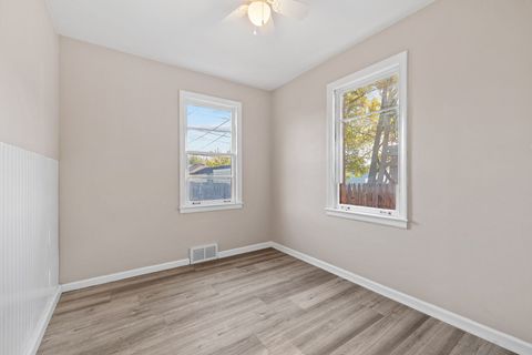 Tiny photo for 1222 Gates Street, Aurora, IL 60505 (MLS # 12507188)