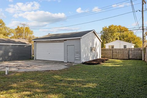 Tiny photo for 1222 Gates Street, Aurora, IL 60505 (MLS # 12507188)