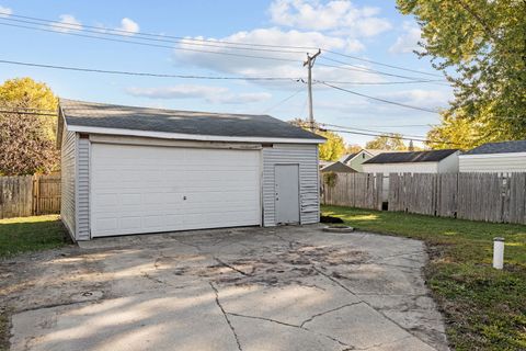 Tiny photo for 1222 Gates Street, Aurora, IL 60505 (MLS # 12507188)