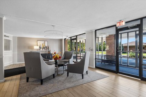 Tiny photo for 2000 Saint Regis Drive #6G, Lombard, IL 60148 (MLS # 12492347)