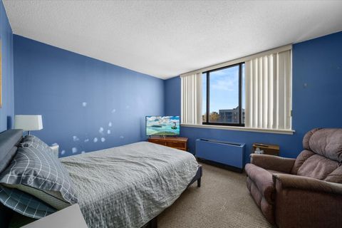 Tiny photo for 2000 Saint Regis Drive #6G, Lombard, IL 60148 (MLS # 12492347)