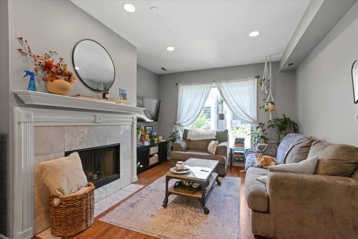 1345 W Walton Street 2