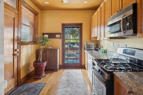 Tiny photo for 1353 W Wilson Avenue #2, Chicago, IL 60640 (MLS # 12469089)