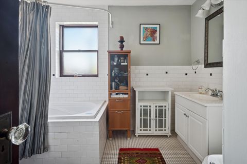 Tiny photo for 1353 W Wilson Avenue #2, Chicago, IL 60640 (MLS # 12469089)