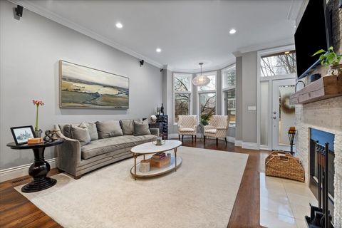 Tiny photo for 207 E 13TH Street, Chicago, IL 60605 (MLS # 12581886)