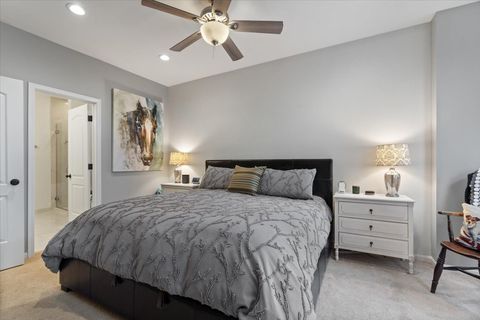 Tiny photo for 207 E 13TH Street, Chicago, IL 60605 (MLS # 12581886)