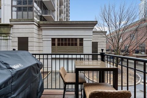 Tiny photo for 207 E 13TH Street, Chicago, IL 60605 (MLS # 12581886)