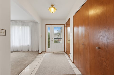 Tiny photo for 139 Harding Avenue, Des Plaines, IL 60016 (MLS # 12754140)