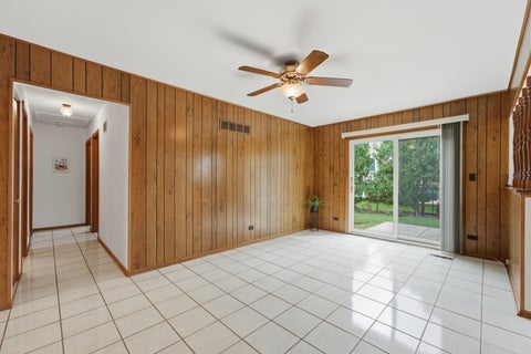 Tiny photo for 139 Harding Avenue, Des Plaines, IL 60016 (MLS # 12754140)