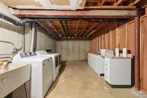 Tiny photo for 139 Harding Avenue, Des Plaines, IL 60016 (MLS # 12754140)