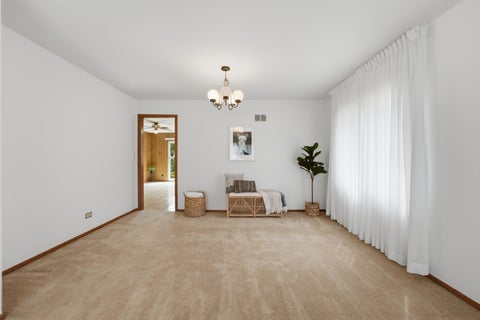 Tiny photo for 139 Harding Avenue, Des Plaines, IL 60016 (MLS # 12754140)