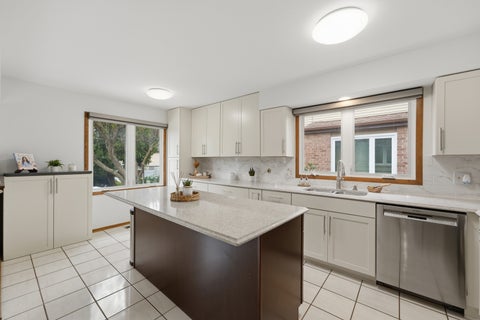 Tiny photo for 139 Harding Avenue, Des Plaines, IL 60016 (MLS # 12754140)