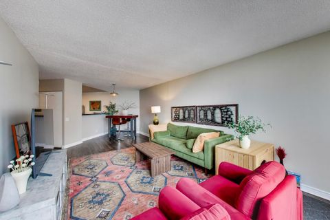 Tiny photo for 5320 N Sheridan Road #2507, Chicago, IL 60640 (MLS # 12614754)