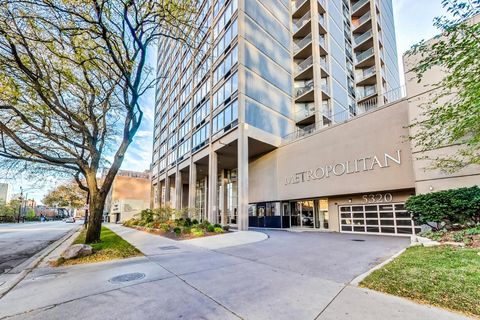 Tiny photo for 5320 N Sheridan Road #2507, Chicago, IL 60640 (MLS # 12614754)