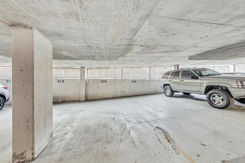 Tiny photo for 5320 N Sheridan Road #2507, Chicago, IL 60640 (MLS # 12614754)