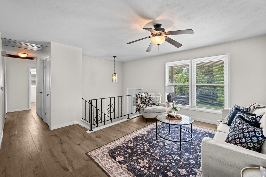 1272 Golden Valley Drive