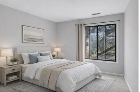 Tiny photo for 1733 Harrow Court #B, Wheaton, IL 60189 (MLS # 12572913)