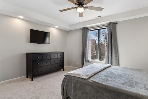 Tiny photo for 1733 Harrow Court #B, Wheaton, IL 60189 (MLS # 12572913)