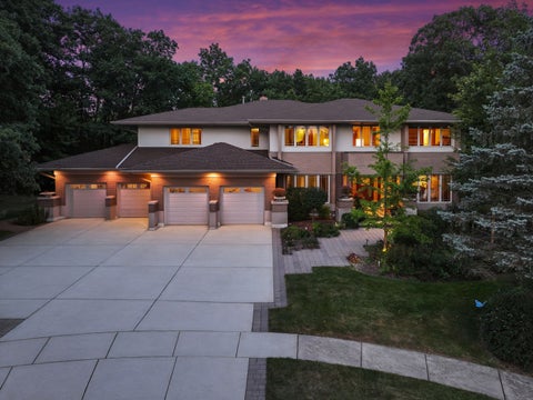 Photo of 13001 Ravine Drive, Lemont, IL 60439 (MLS # 12758807)