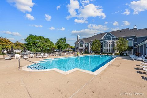 Tiny photo for 162 Greenfield Drive, Bloomingdale, IL 60108 (MLS # 12544830)