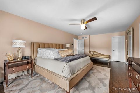 Tiny photo for 162 Greenfield Drive, Bloomingdale, IL 60108 (MLS # 12544830)