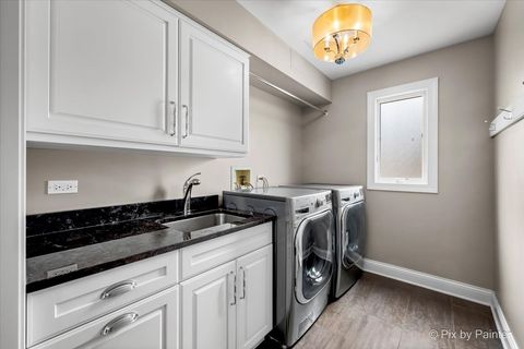 Tiny photo for 162 Greenfield Drive, Bloomingdale, IL 60108 (MLS # 12544830)