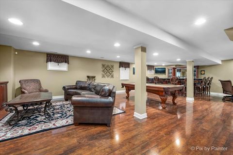 Tiny photo for 162 Greenfield Drive, Bloomingdale, IL 60108 (MLS # 12544830)