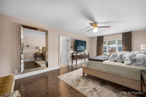 Tiny photo for 162 Greenfield Drive, Bloomingdale, IL 60108 (MLS # 12544830)