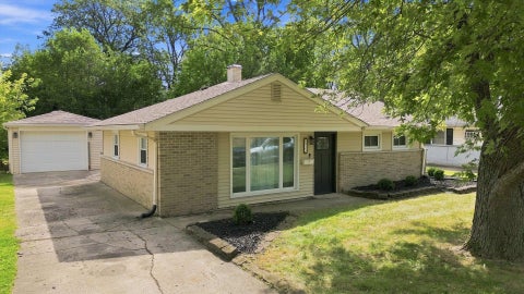 Tiny photo for 422 Suwanee Street, Park Forest, IL 60466 (MLS # 12757513)