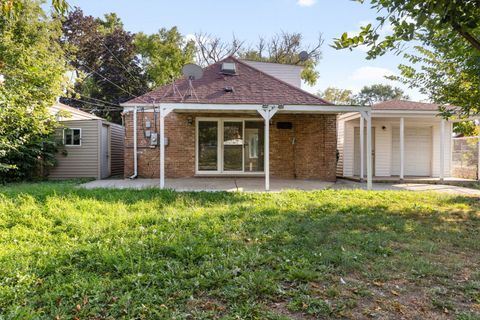 Tiny photo for 9858 Montrose Avenue, Schiller Park, IL 60176 (MLS # 12486352)