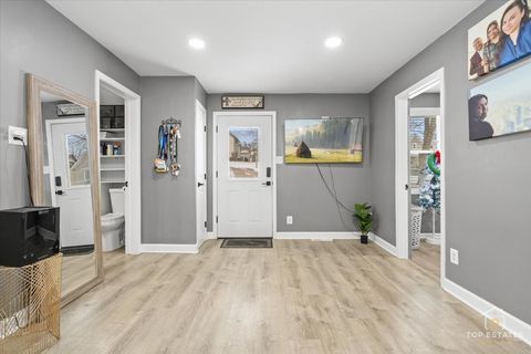 Tiny photo for 268 N Gifford Street, Elgin, IL 60120 (MLS # 12552351)