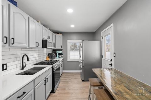 Tiny photo for 268 N Gifford Street, Elgin, IL 60120 (MLS # 12552351)