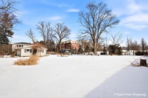 Tiny photo for 8 E Rollins Road, Round Lake Beach, IL 60073 (MLS # 12707862)