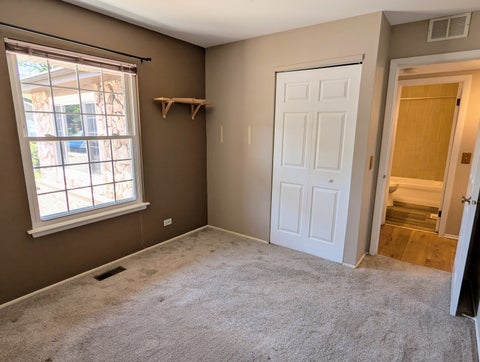 Tiny photo for 1 Oak Meadow Court, Streamwood, IL 60107 (MLS # 12705376)