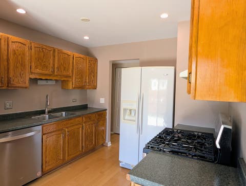 Tiny photo for 1 Oak Meadow Court, Streamwood, IL 60107 (MLS # 12705376)